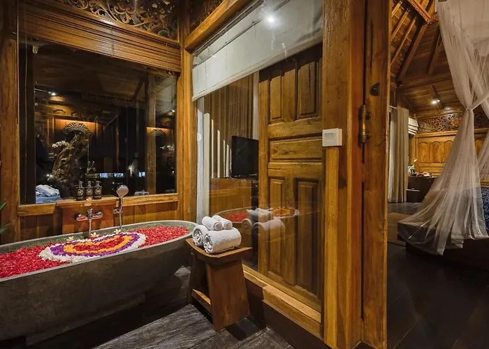 Airsania Antique Villa