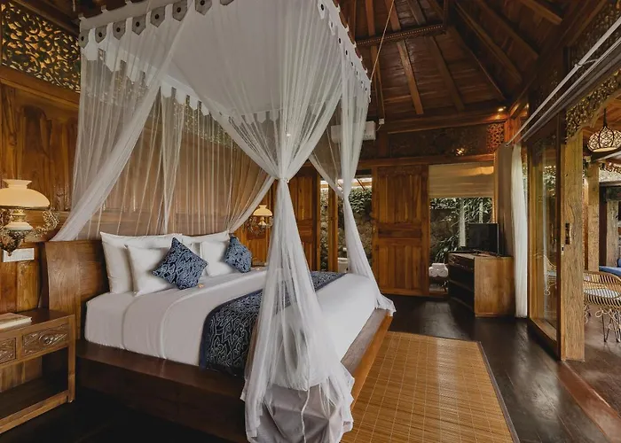 Airsania Antique Villa