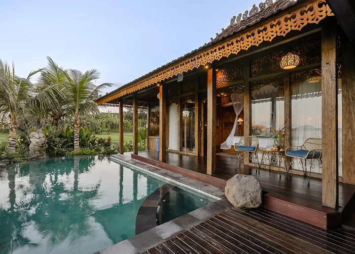 Airsania Antique Villa *