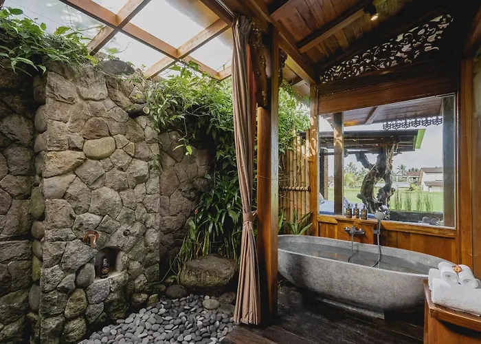 Airsania Antique Villa *